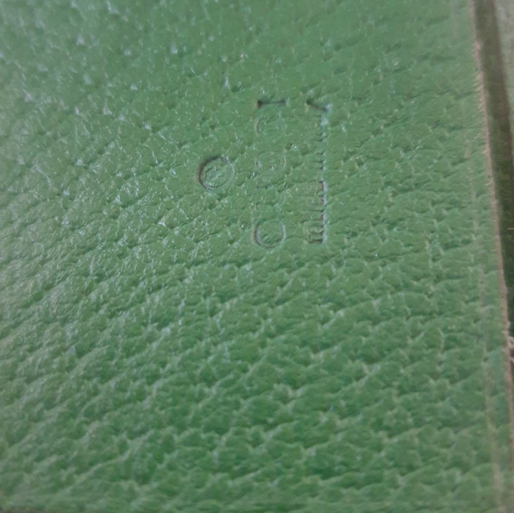 AUTHENTIC GUCCI KEYRING - Picture 3 of 4